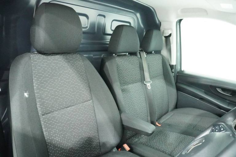 2021 Mercedes-Benz Vito 2.0 114 CDI Premium Panel Van 5dr Diesel G-Tronic RWD L2 Euro 6 (s/s) (LW...