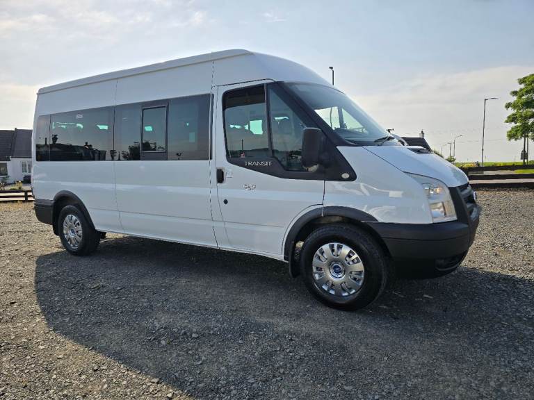 14 seat Minibus Ford Transit 2.2 - 1 Owner - Excellent condition 