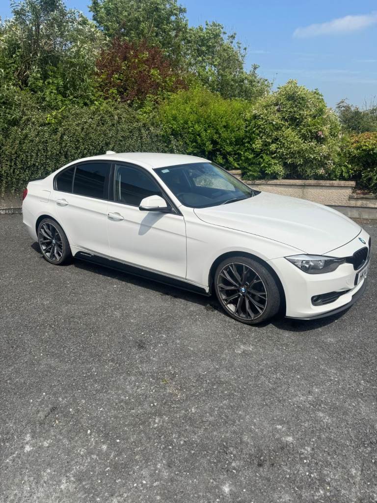BMW, 3 SERIES, Saloon, 2014, Manual, 1995 (cc), 4 doors