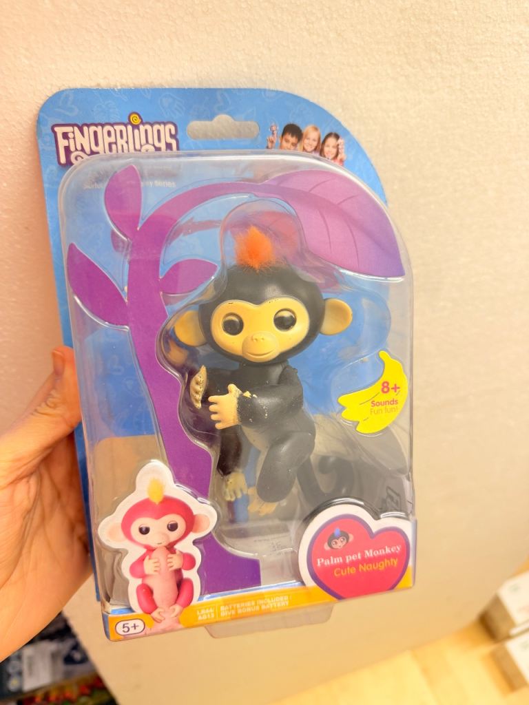 Finger monkey 