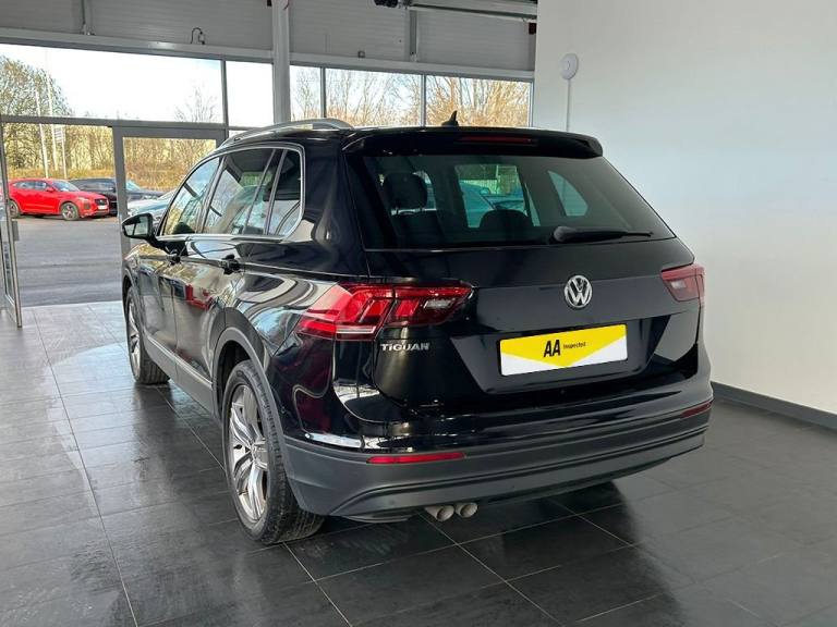 2019 Volkswagen Tiguan 2.0 TDI Match SUV 5dr Diesel Manual Euro 6 (s/s) (150 ps) 2 FORMER OWNERS ...