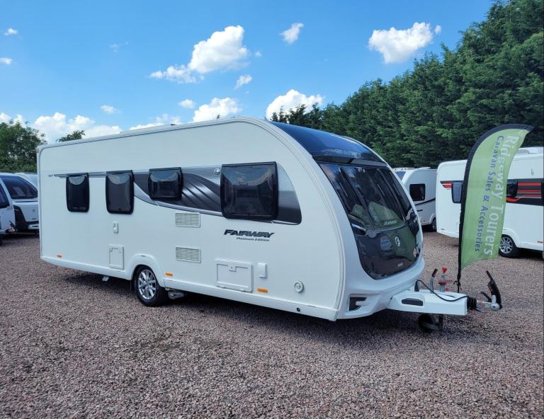 Swift Fairway Platinum Edition 560 2018 Single Axle 4 Berth - Motor Mover, ATC