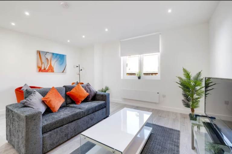 🏡4 x 1 Bed Flats Corby, Northamptonshire NN17 