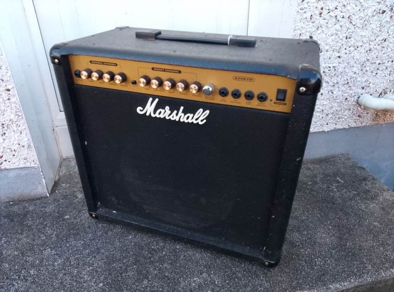 Marshall large  Guitar Amp - Black