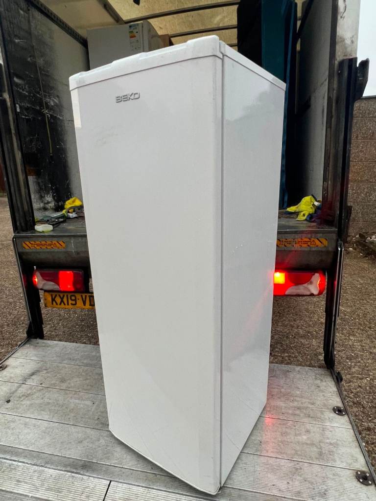 Standing fridge with delivery 