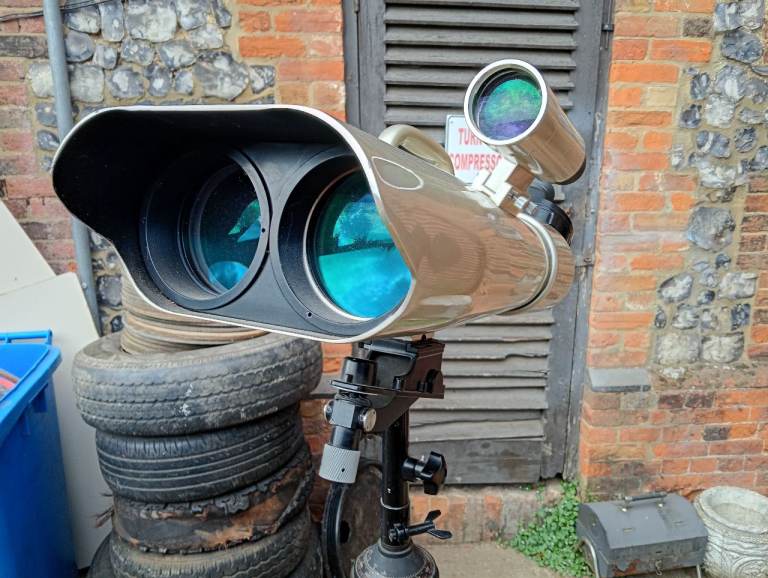 Helios quantum angled binoculars 25x100