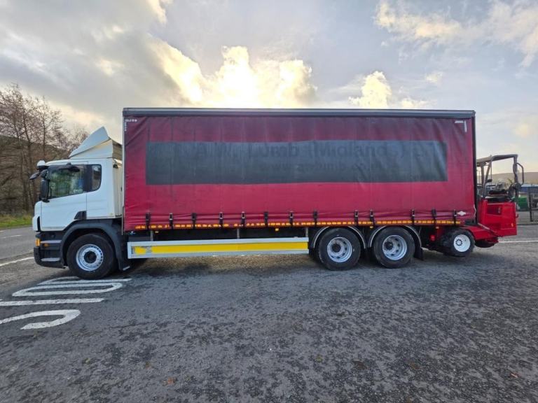 2015 Scania P320 6X2 Twin Wheel 27ft Curtainsider Body