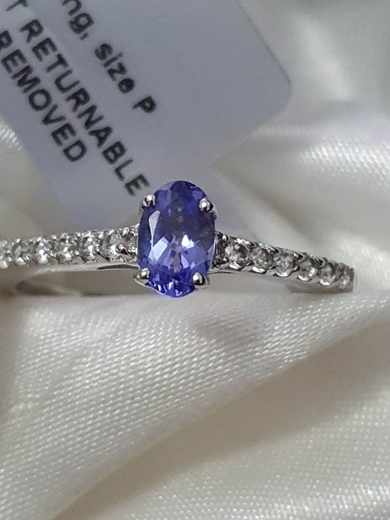 9ct white gold ring size P Tanzanite Zircon brand new 