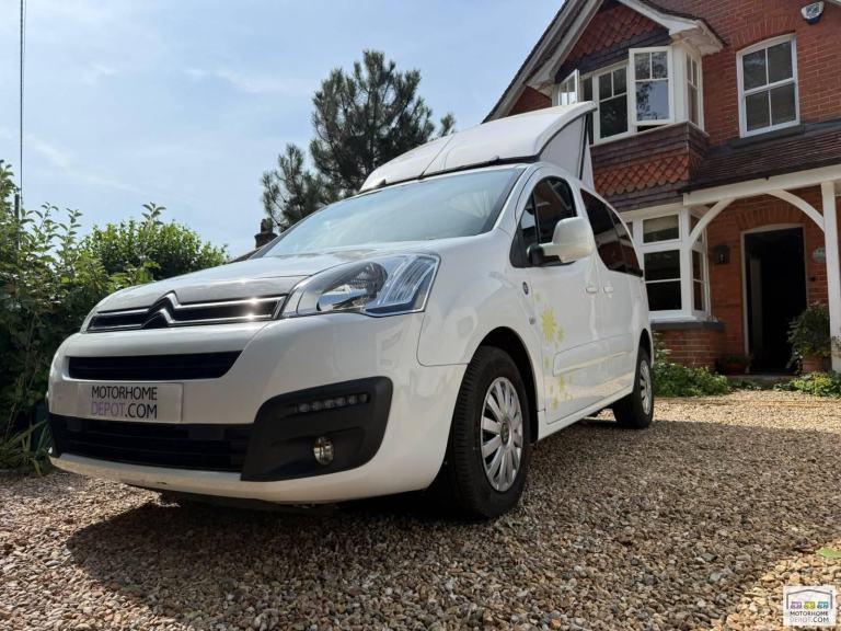 2017 GO 2 CAMPERS CITROEN BERLINGO MULTISPACE FEEL B-HDI 2 BERTH 2BELT