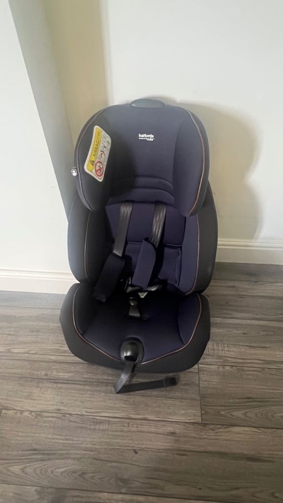 Halfords joie car seat 0-4