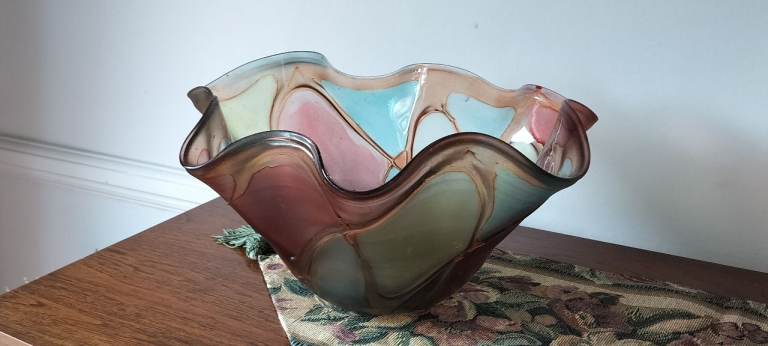 Large multi-coloured glass bowl Ruffled Edge
