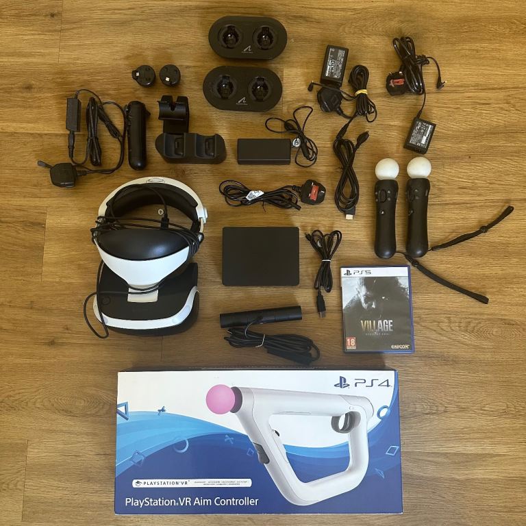 Sony PlayStation PS4 VR Bundle with Aim Controller + Village Game