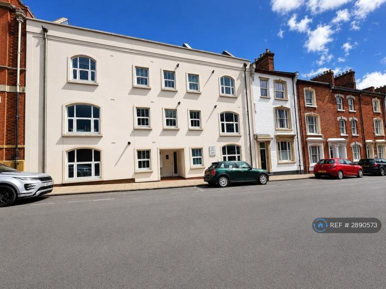 1 bedroom flat in Hazelwood Road, Northampton, NN1 (1 bed) (#2890573)
