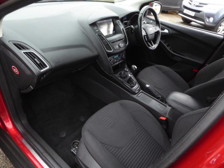 2015 Ford Focus 1.5 TDCi 120 Titanium 5dr EURO 6 ULEZ £20 Road TAX ESTATE Diesel Manual
