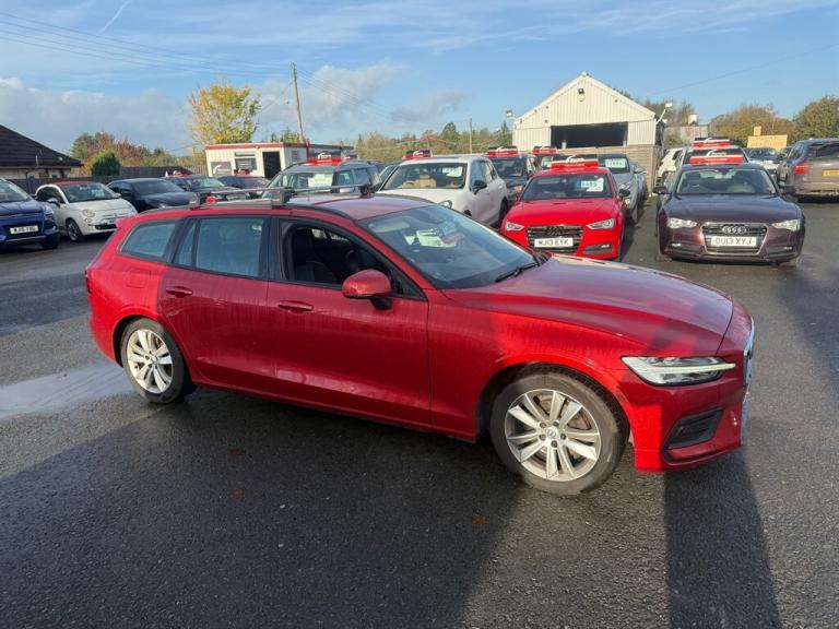 2019 Volvo V60 2.0 D3 Momentum 5dr ESTATE DIESEL Manual