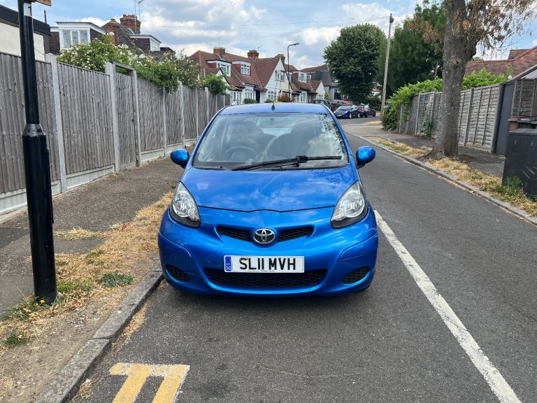 Toyota, AYGO, Hatchback, 2011, Manual, 998 (cc), 3 doors