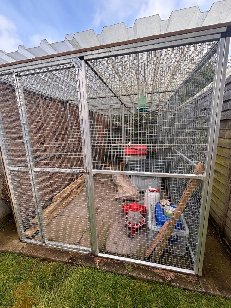 Aluminium aviary 