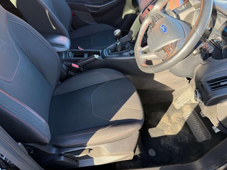 2018 Ford Focus 1.0 EcoBoost 140 ST-Line X 5dr HATCHBACK PETROL Manual