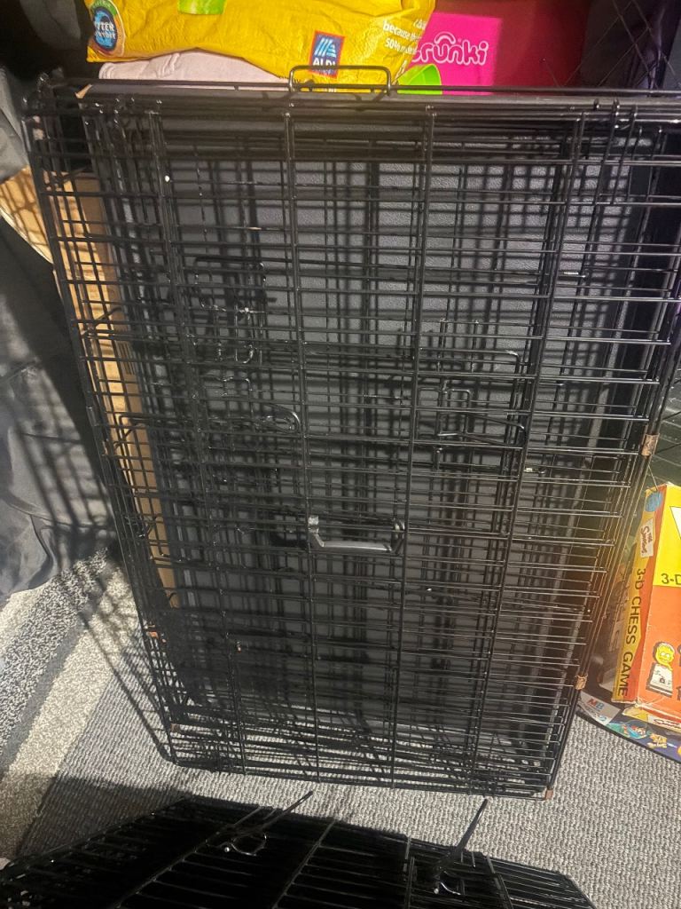 Large Dog cage 
