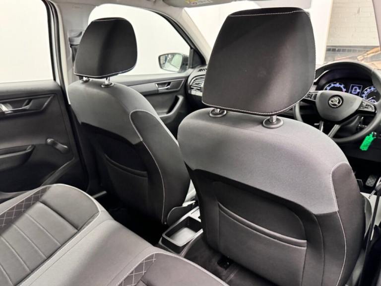 2019 Skoda Fabia 1.0 COLOUR EDITION FIVE DOOR 60 BHP + PARKING SENSORS Hatchback Petrol Manual