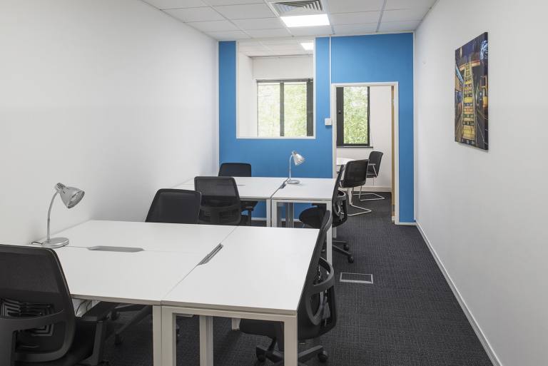High Wycombe - HP11 1JU \ Flexible Small Office Space for Rent