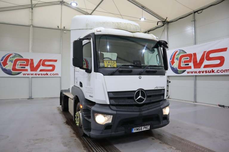 2017 (66 PLATE) Mercedes Benz Actros 1840 4x2 Euro 6 Tractor Units