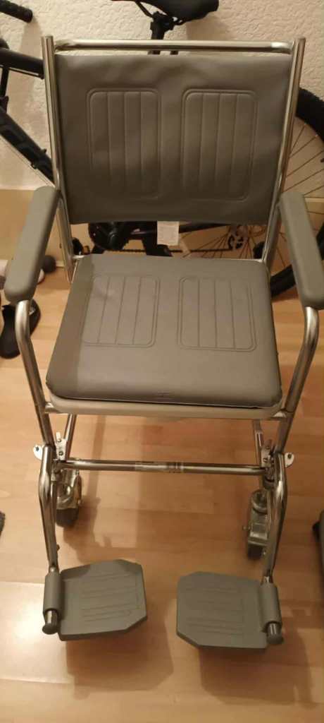  Linton Mobile Commode with Footrests New