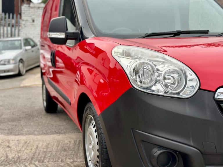 2016 Vauxhall Combo 2300 1.6 CDTI 16V H1 Van Tecshift PANEL VAN Diesel Manual