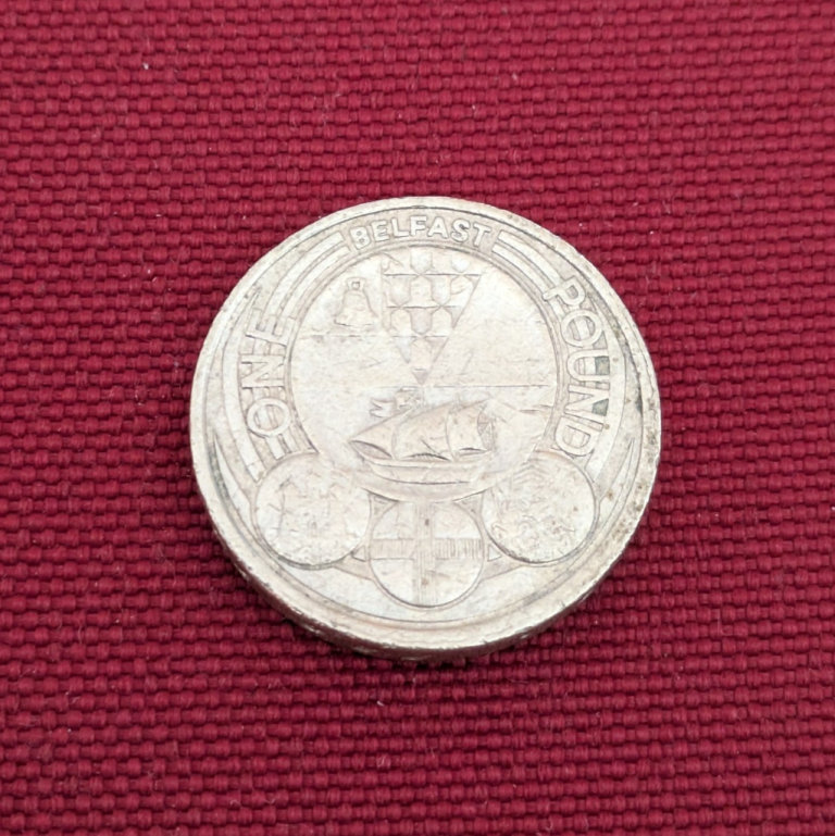 £1 ONE POUND 2010 Belfast old round pound £1 Capital Cities coin