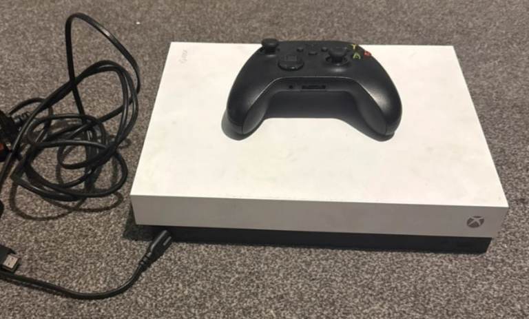 Xbox One X 1tb 4k Robot White Limited Edition 