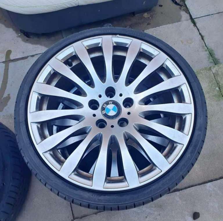 4 bmw 19” wheels can deliver 
