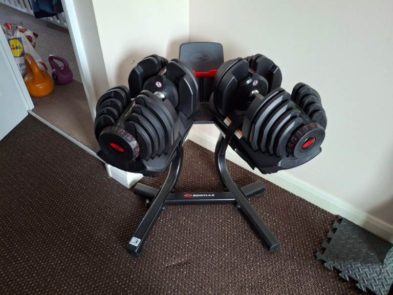 Bowflex adjustable dumbells 