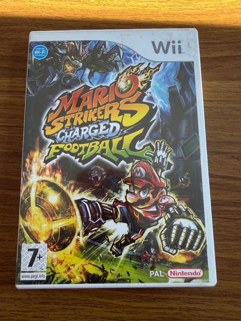 Mario Strikers Charged Football – Nintendo Wii – PAL – Complete with Manual- Excellent Condition