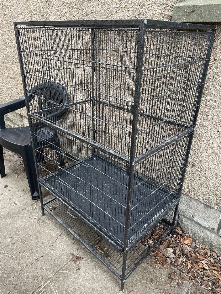Large metal Cage (collection Sauchen)