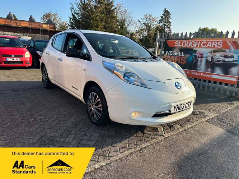 2013 Nissan Leaf 80kW Visia 24kWh 5dr Auto HATCHBACK Electric Automatic