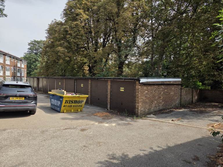 Parking Space available Hemel Hempstead, HP2 7JS