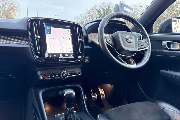 2020 Volvo XC40 1.5 T3 [163] R DESIGN 5dr ESTATE PETROL Manual