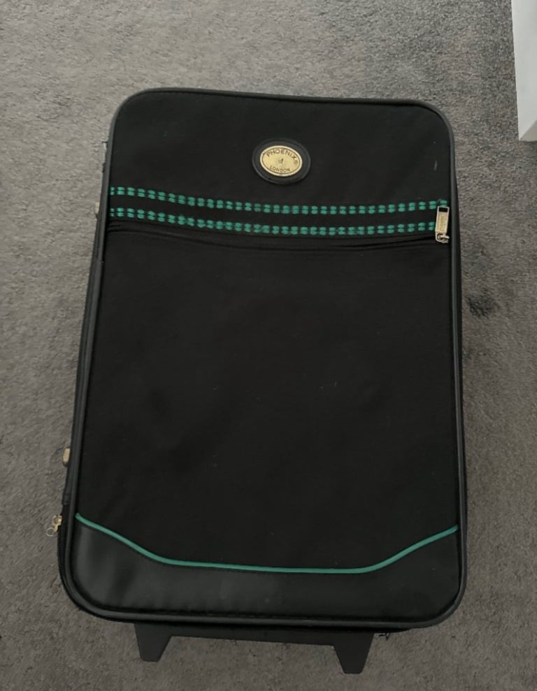 Small - cabin size Suitcase Sizes 51cm x 36cm x 17cm