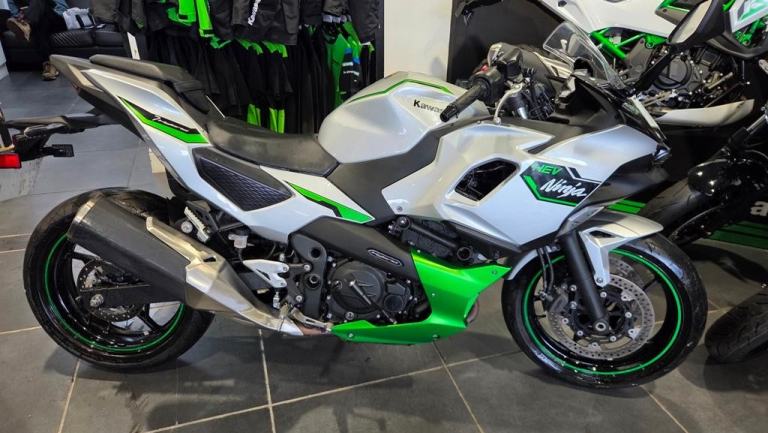 Kawasaki Ninja 7 Hybrid CX 500 ARFNN