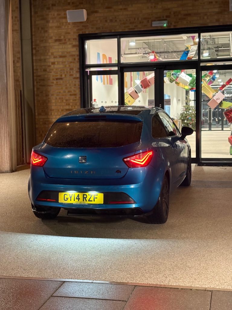 Seat, IBIZA, Hatchback, 2014, Manual, 1197 (cc), 3 doors