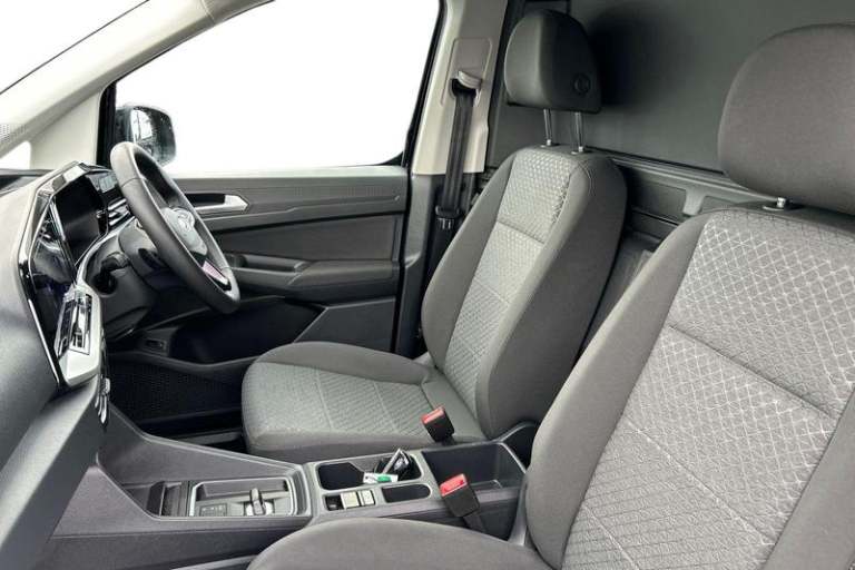 2025 Ford Transit Connect 250 Limited AUTO L2 LWB 1.5 EcoBoost PHEV 150ps, AIR CON, REAR PARKING ...