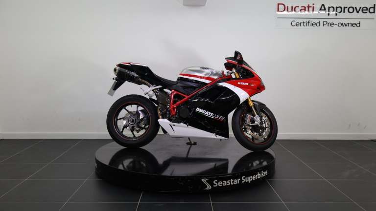 DUCATI 1198 S CORSE - 2010 - 11000 MILES