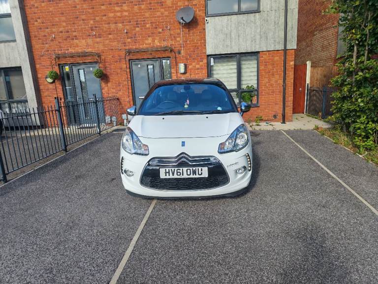 Citroen, DS3, Hatchback, 2011, Manual, 1598 (cc), 3 doors