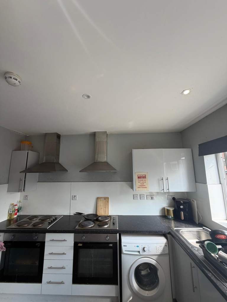 Ensuite Room in Slough SL1 2SU