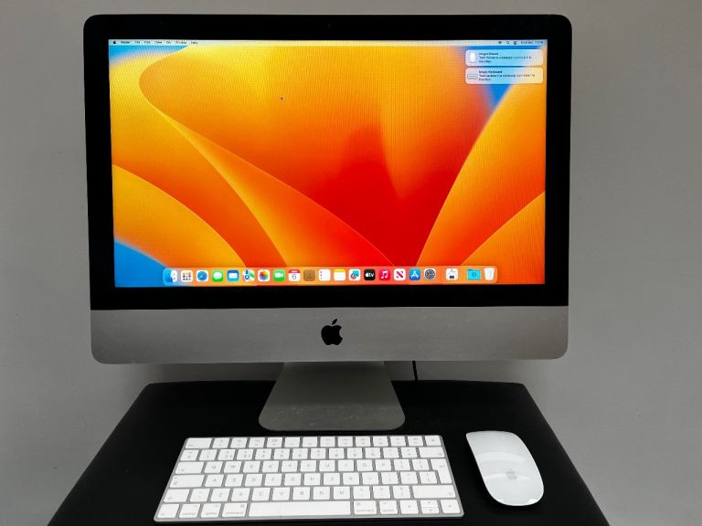 Apple iMac i5 21.5” With Wireless Keyboard and Mouse 