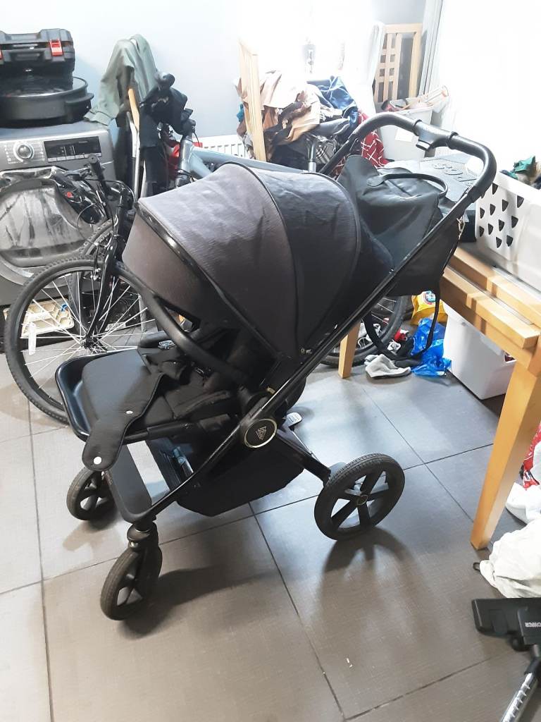 Venicci upline 4 in 1 pram 