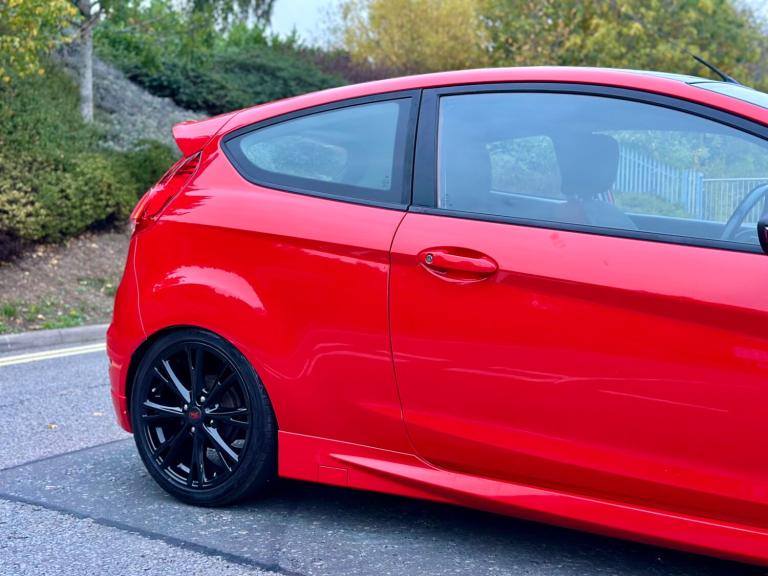 2016 Ford Fiesta 1.0 EcoBoost 140 Zetec S Red 3dr HATCHBACK Petrol Manual