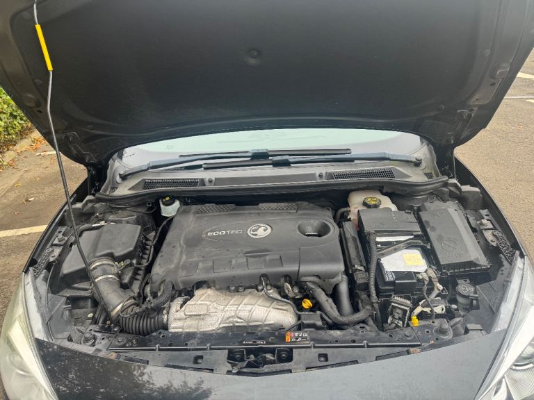 Vauxhall, GTC, Hatchback, 2015, Manual, 1956 (cc), 3 doors