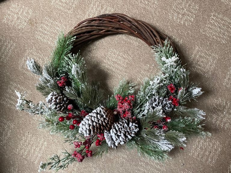 Tk maxx red frosted berry Christmas wreath