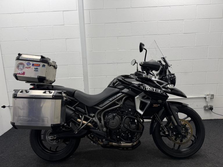 TRIUMPH TIGER 800 XRX LOW ABS ** 8469 miles - Full Luggage - 12 Months MOT **